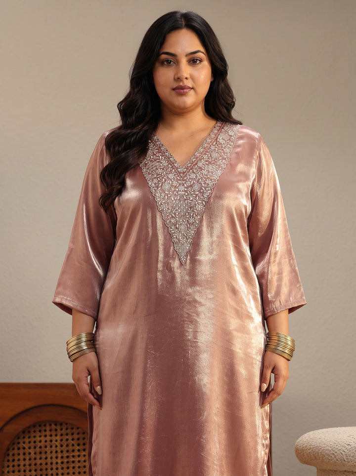 Plus Size Peach Yoke Design Tissue Straight Suit Set