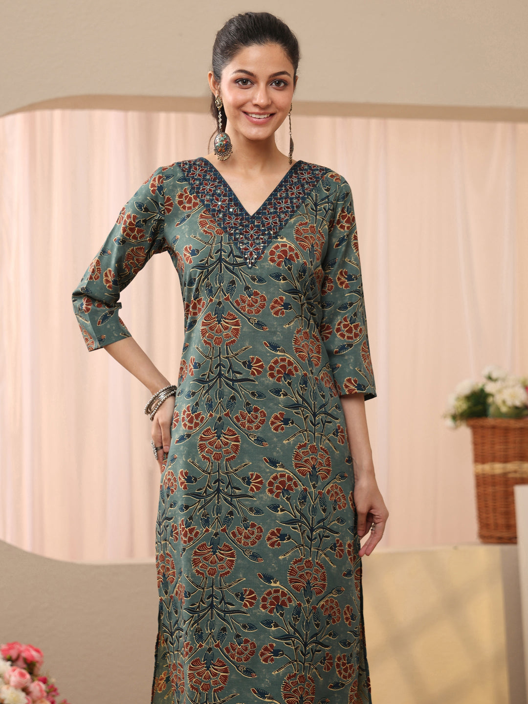 Green Floral Printed Cotton Blend Straight Suit Set