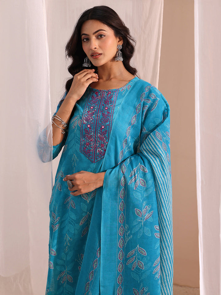 Gerua Blue Floral Printed Cotton Blend Straight Suit Set