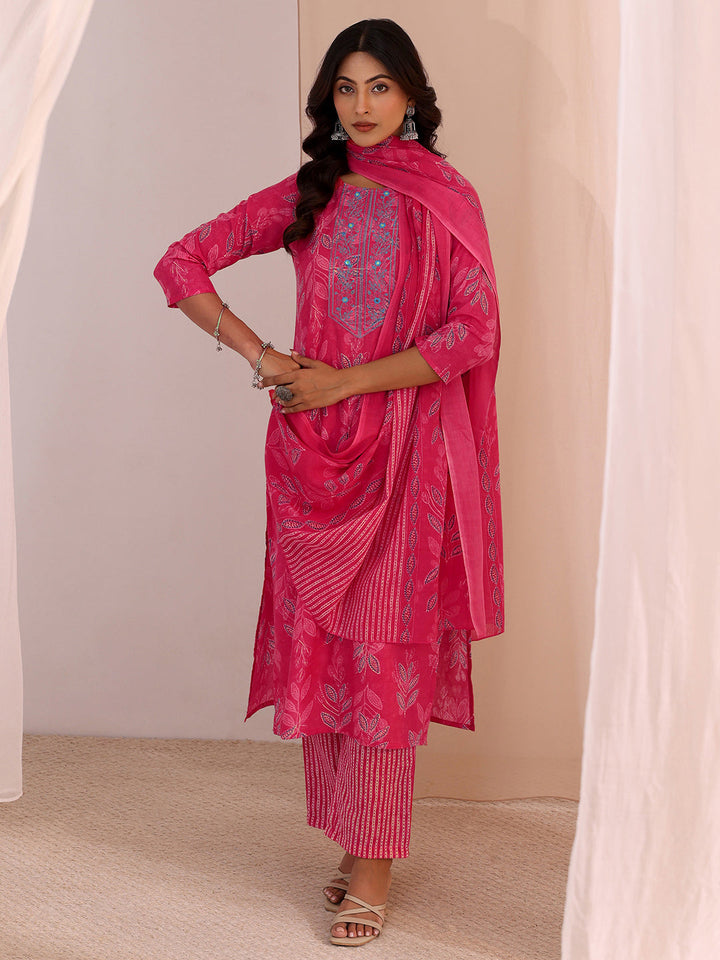 Gerua Pink Floral Printed Cotton Blend Straight Suit Set