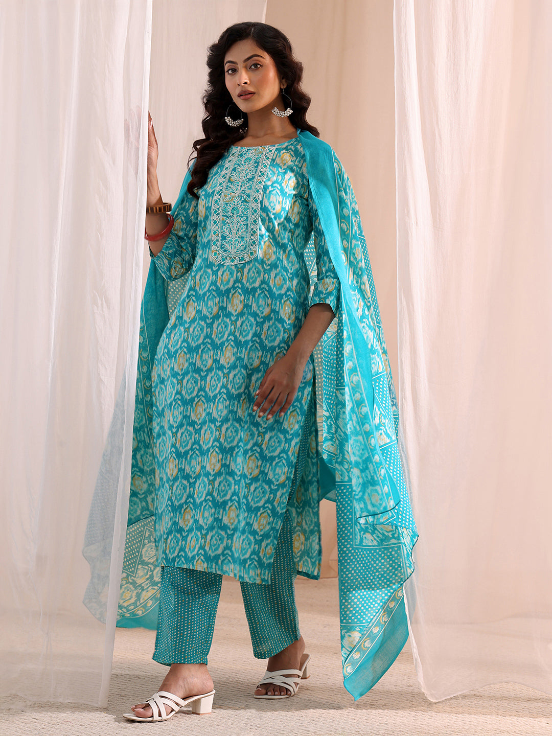 Blue Ethnic Printed Cotton Blend Straight Suit Set