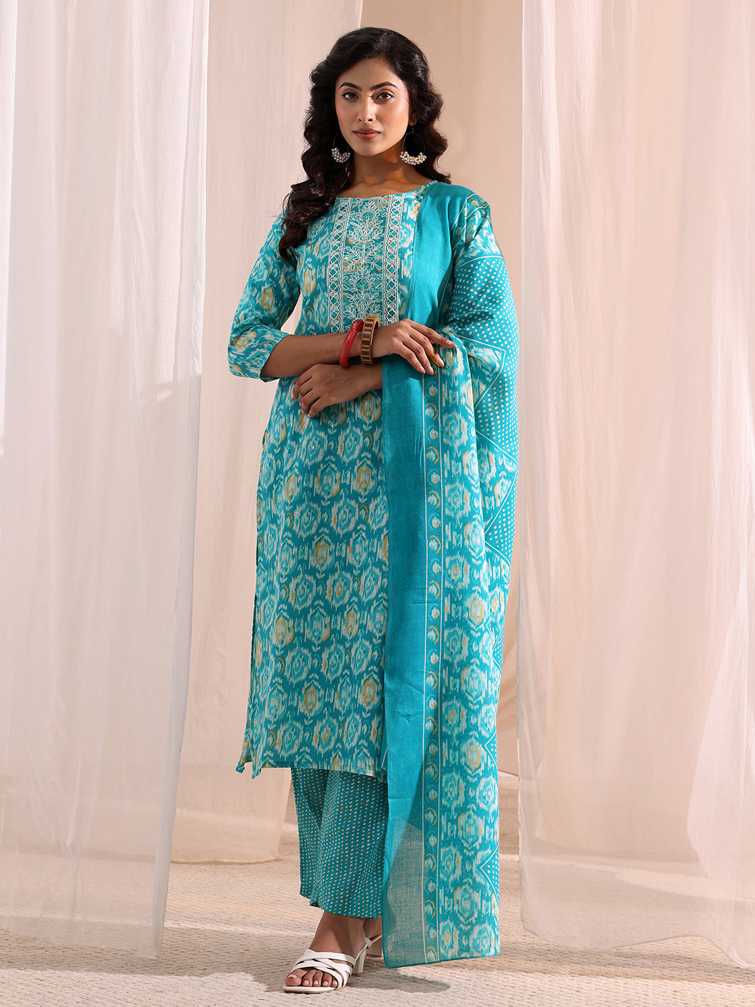 Gerua Blue Ethnic Printed Cotton Blend Straight Suit Set