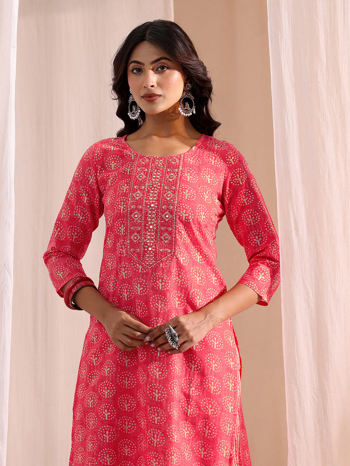 Gerua Pink Floral Printed Cotton Blend Straight Suit Set