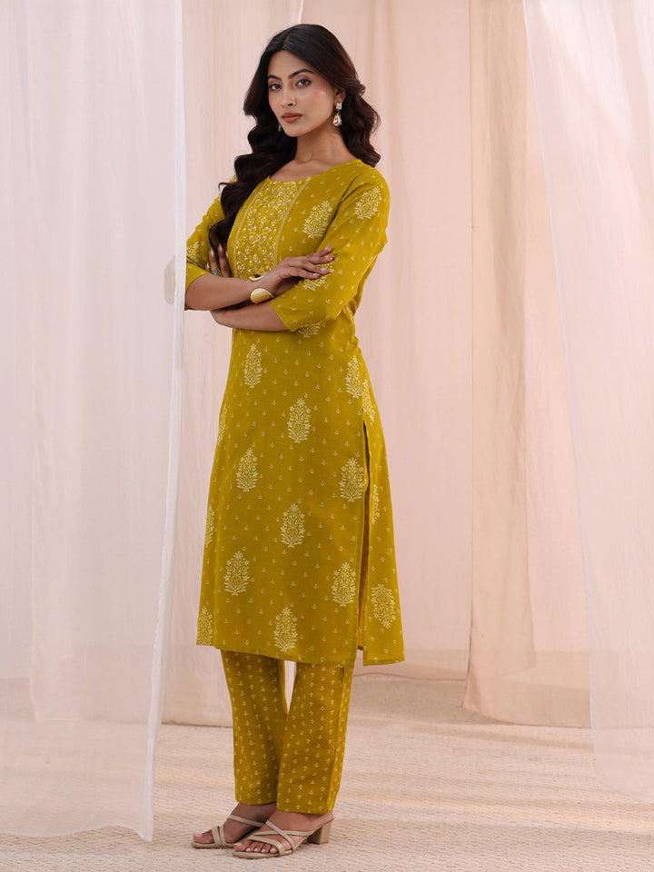 Gerua Green Yoke Design Cotton Straight Suit Set