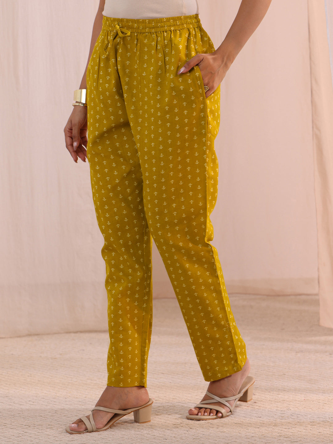 Gerua Green Yoke Design Cotton Straight Suit Set
