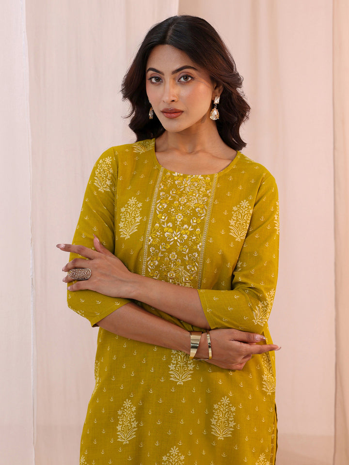 Gerua Green Yoke Design Cotton Straight Suit Set