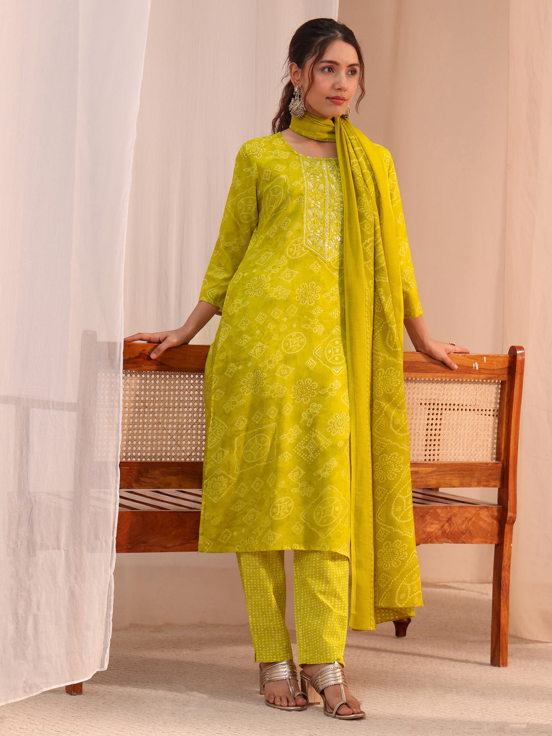 Gerua Green Bandhani Printed Cotton Blend Straight Suit Set