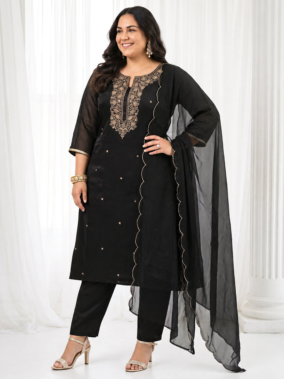 Plus Size Black Floral Embroidered Tissue Straight Suit Set