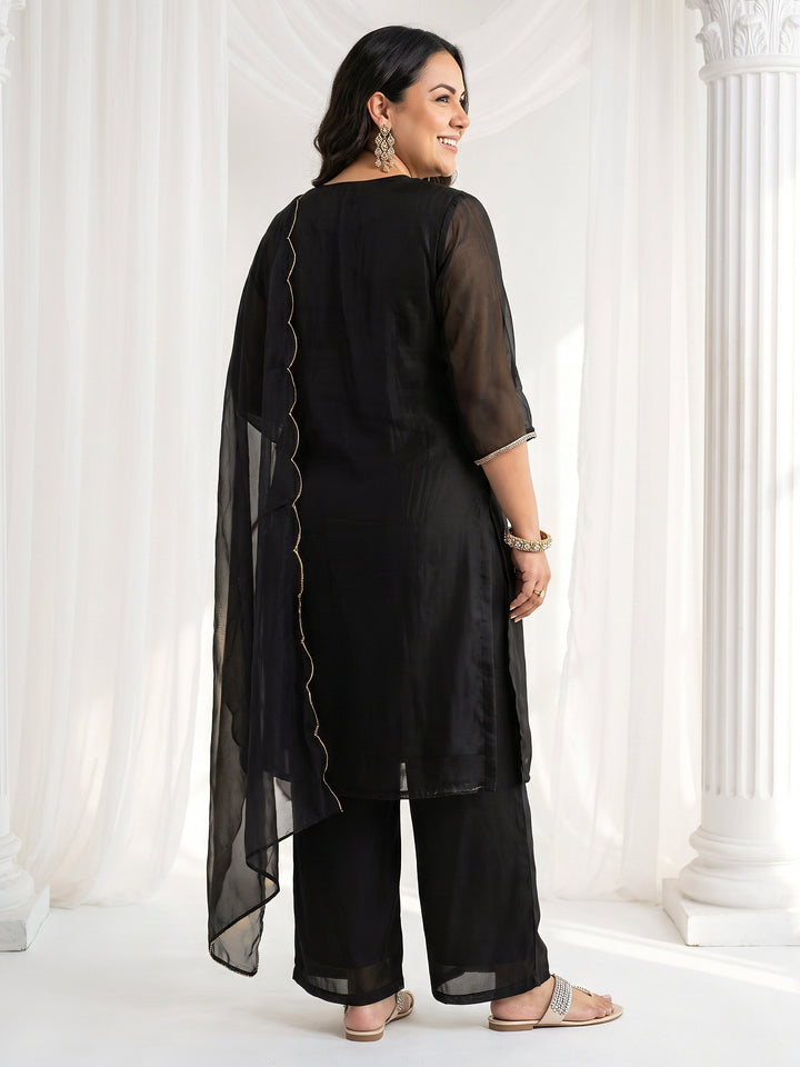 Plus Size Black Floral Embroidered Tissue Straight Suit Set