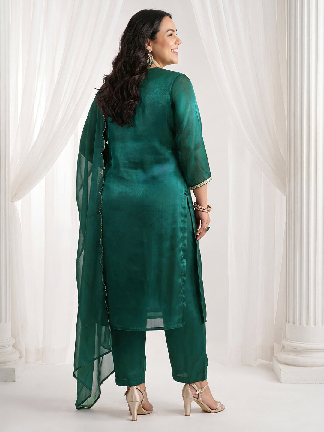 Plus Size Green Yoke Design Embroidered Tissue Straight Suit Set