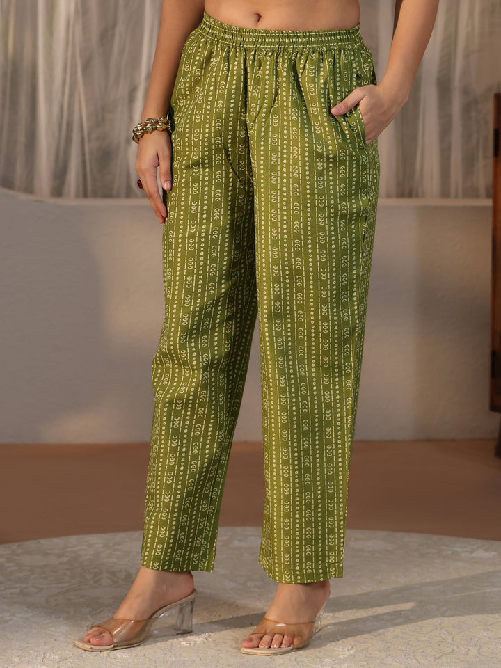 Gerua Green Floral Printed Straight Suit Set
