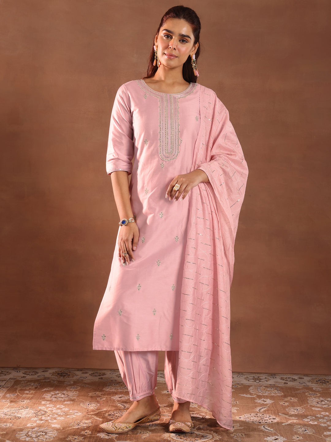 Pink Embroidered Silk Blend Straight Suit Set With Dupatta