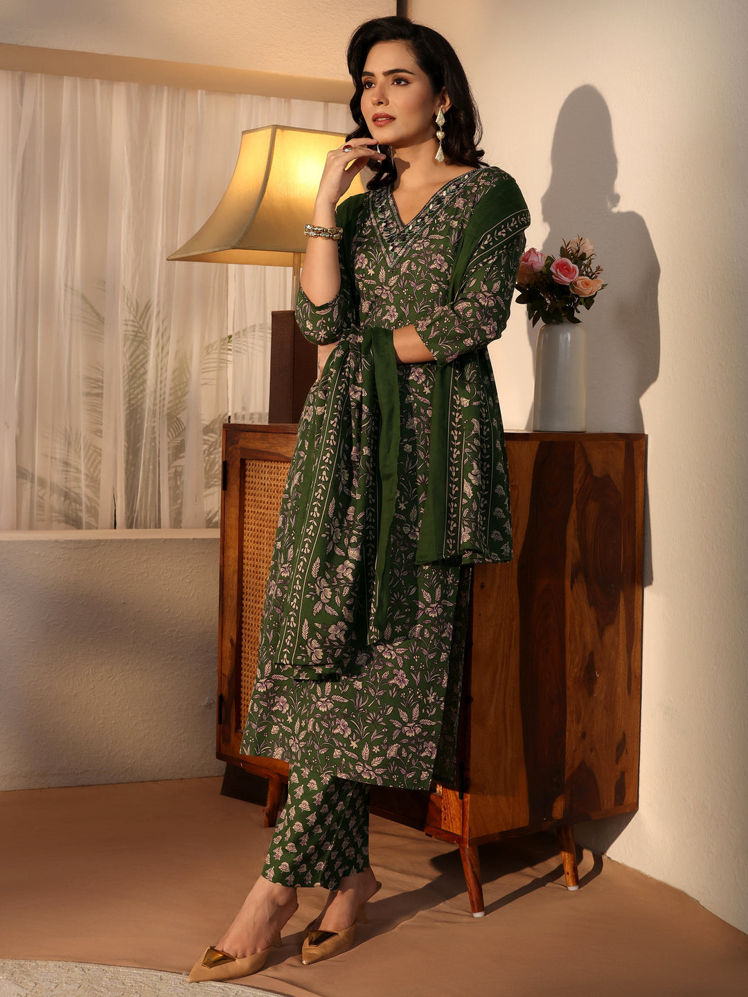 Gerua Green Floral Printed Straight Suit Set