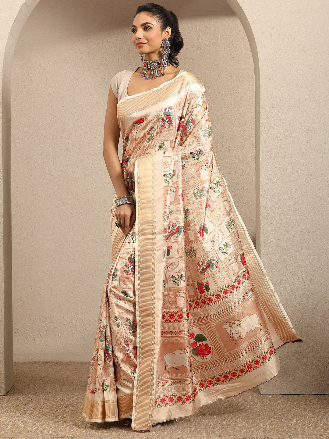 Gold Printed Silk Blend Saree With Unstitched Blouse Piece