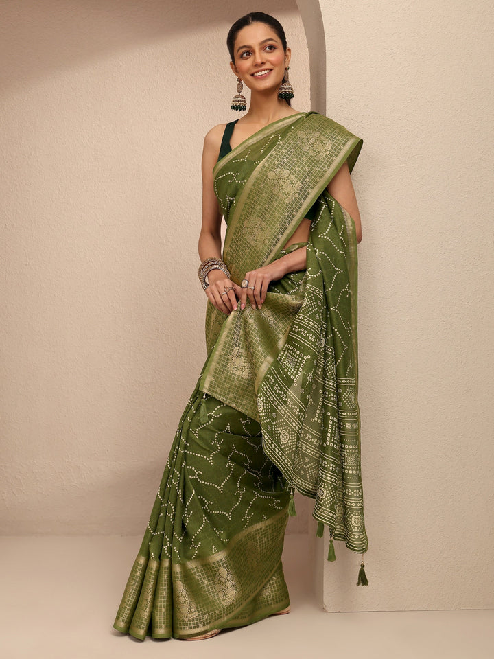 Green Bandhani Printed Silk Blend Saree With Unstitched Blouse Piece