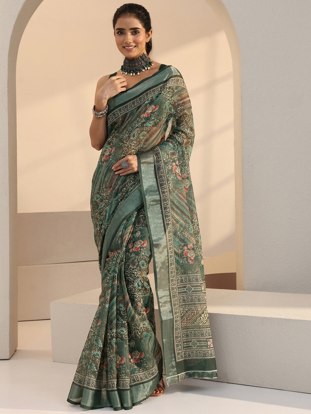Green Paisley Print Cotton Blend Saree