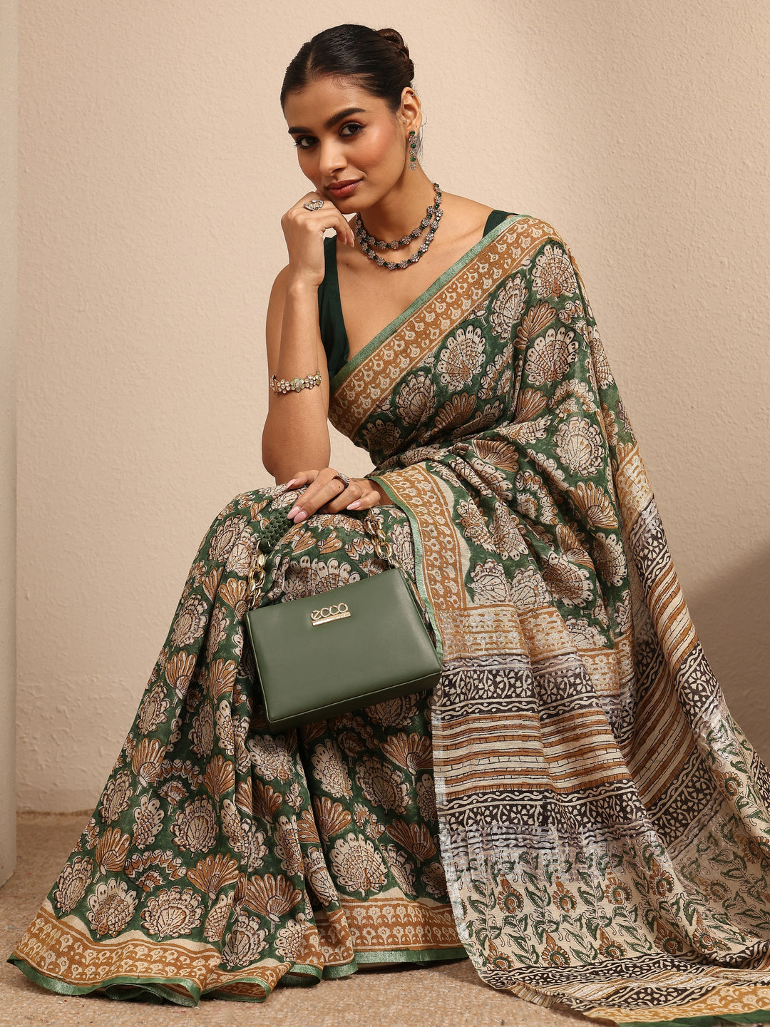Green Printed Cotton Kalamkari Saree With Unstitched Blouse Piece
