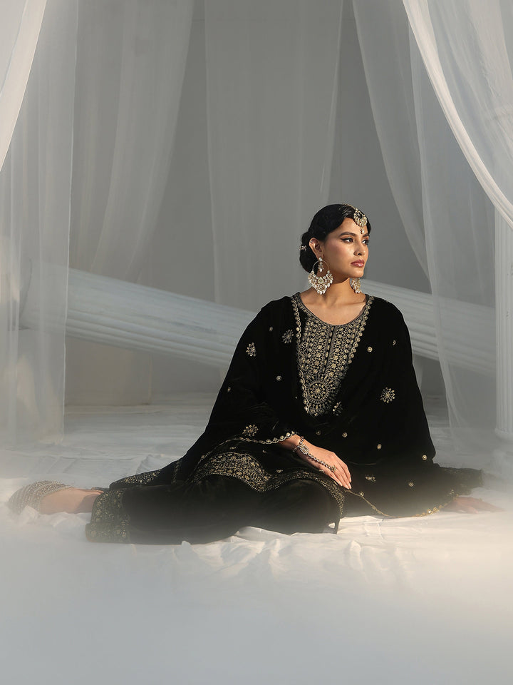 Libas Black Embellished Velvet Straight Suit Set