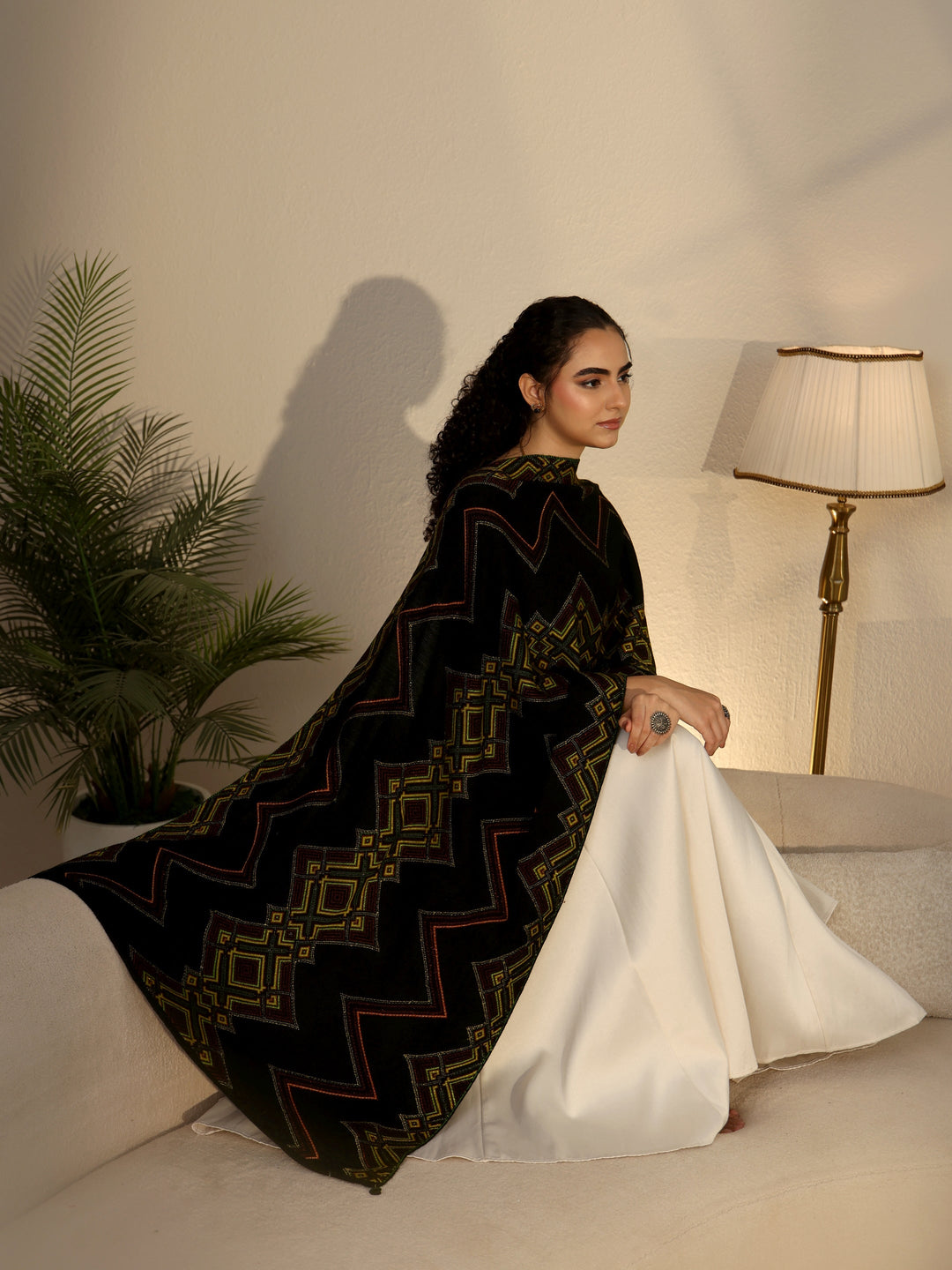 Libas Black Geometric Knitted Acrylic Wrap Shawl