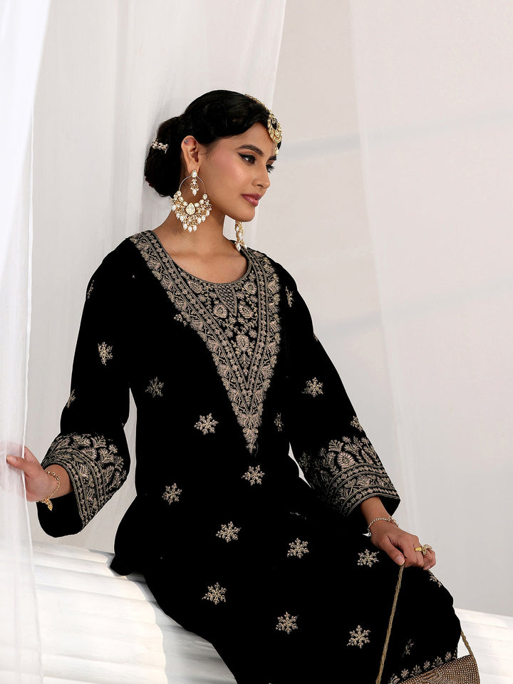 Libas Black Yoke Design Velvet Straight Kurta Set