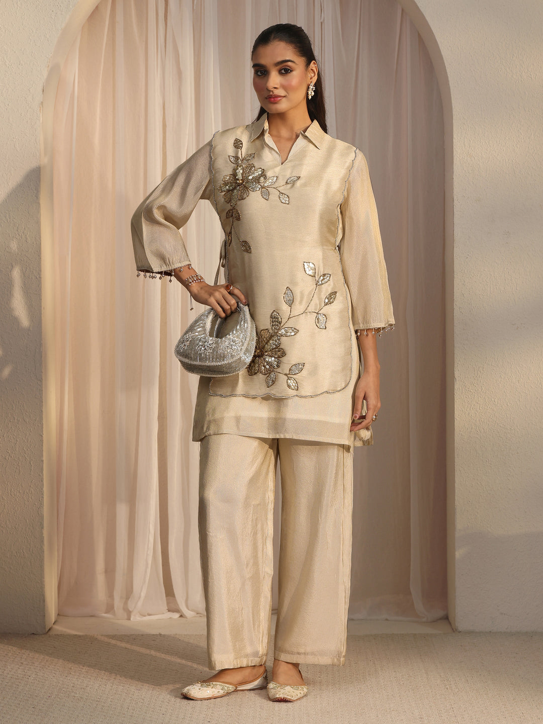 Libas Cream Floral Embellished Tissue Bib Style Co-Ord Set
