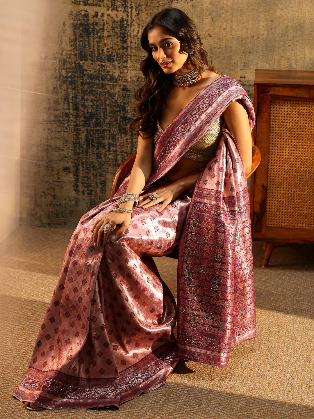 Libas Lilac Woven Silk Blend Saree with Paisley Embellished Border