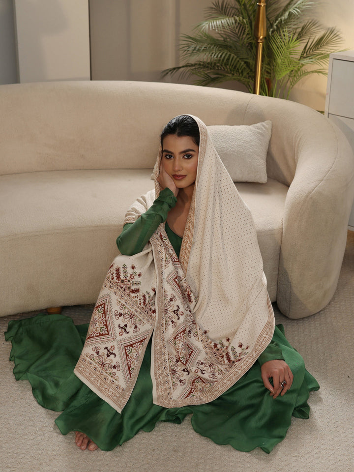 Libas White Mesh Knitted Acrylic Wrap Shawl