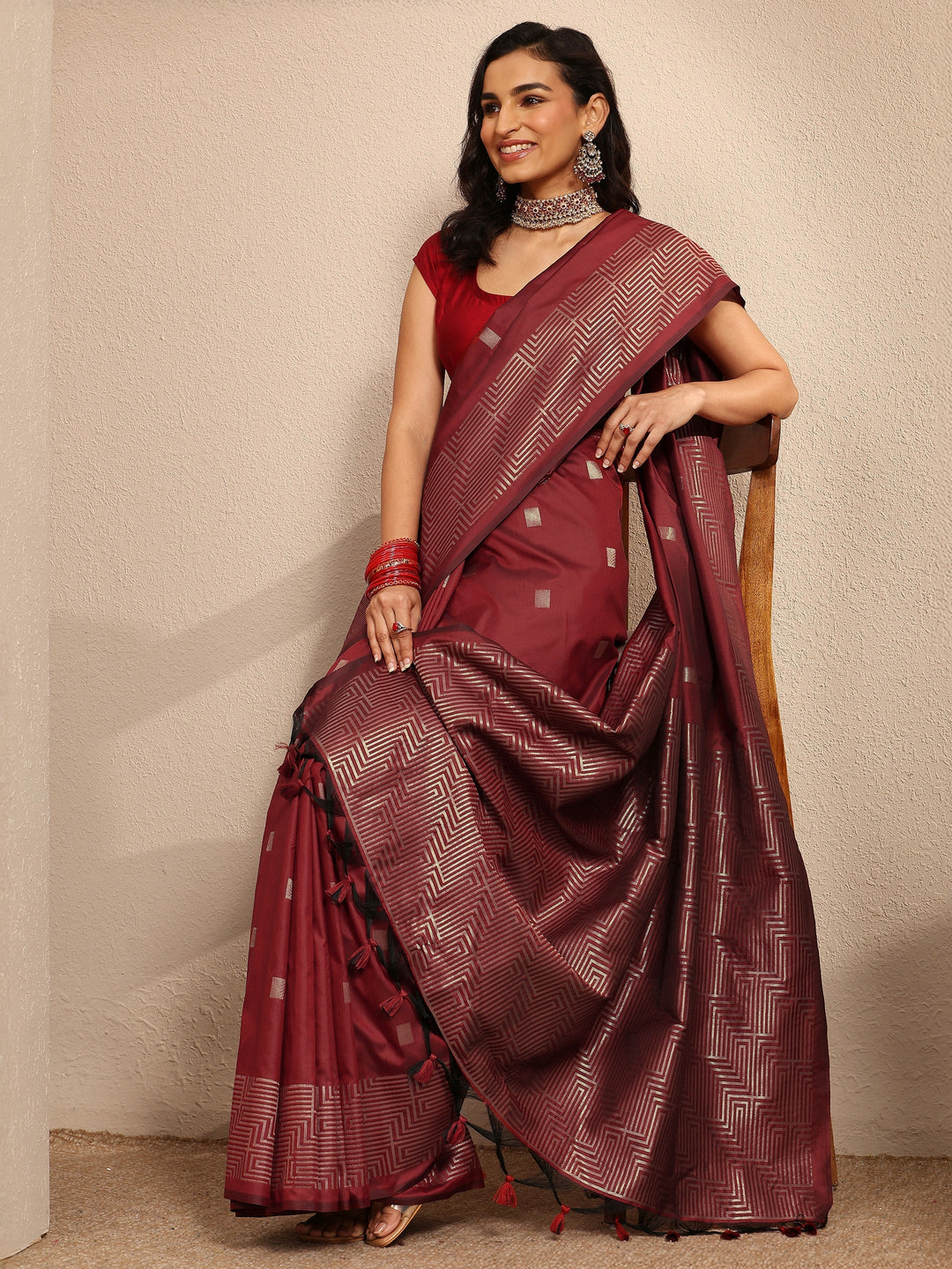 Maroon Geometric Woven Design Silk Blend Saree With Unstitched Blouse Piece
