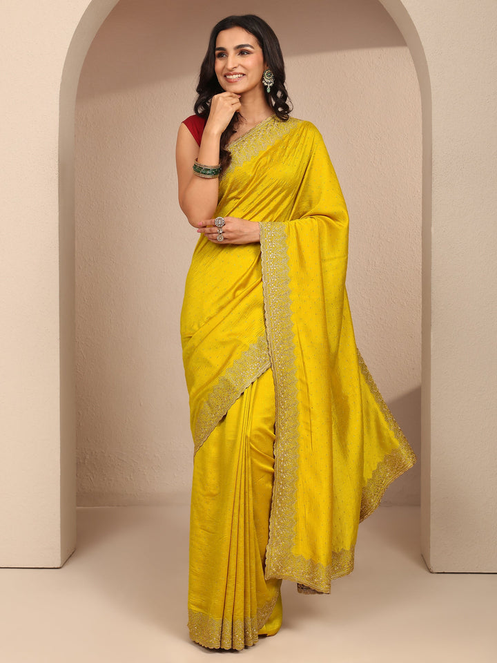 Mustard Embellished Silk Blend Saree With Unstitched Blouse Piece