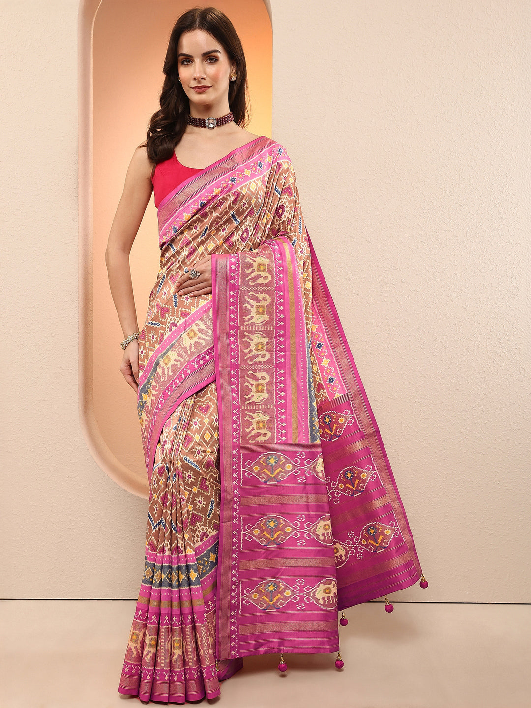Mustard Printed Silk Blend Sarees With Unstitched Blouse Piece