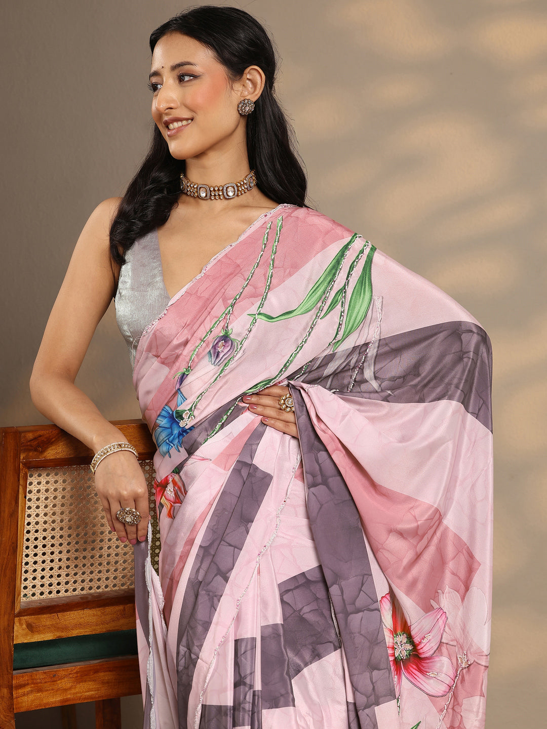 Peach Printed Silk Blend Saree With Unstitched Blouse Piece