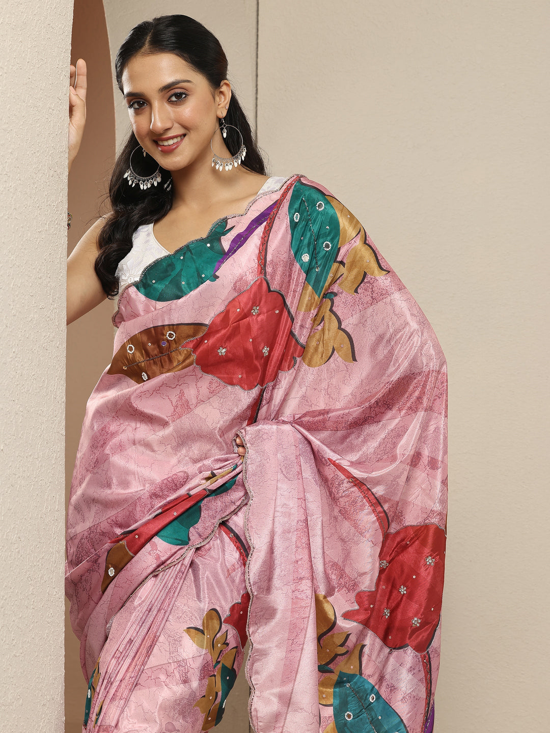 Pink Printed Silk Blend Saree With Unstitched Blouse Piece