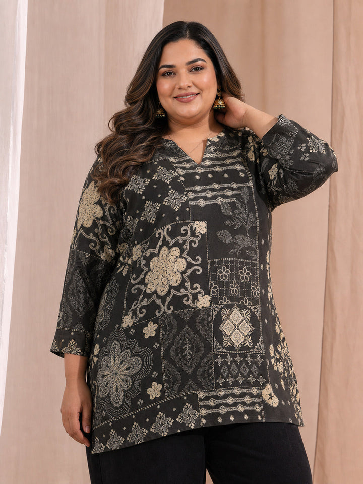 Plus Size Black Ethnic Motif Printed Cotton blend  Straight Short Kurti