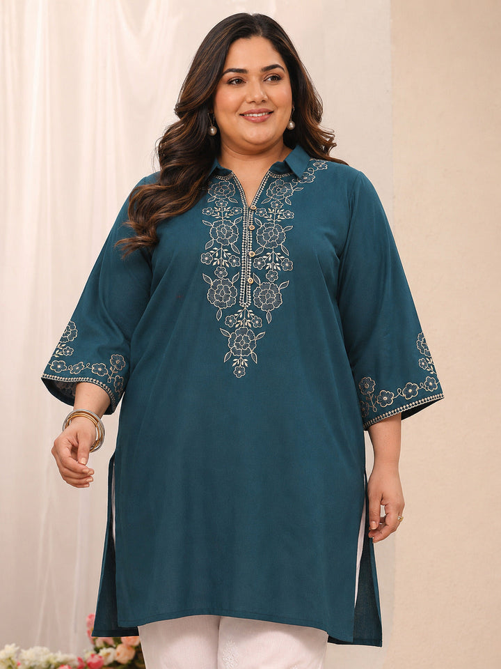 Plus Size Blue Floral Embroidered Cotton Straight Short Kurti
