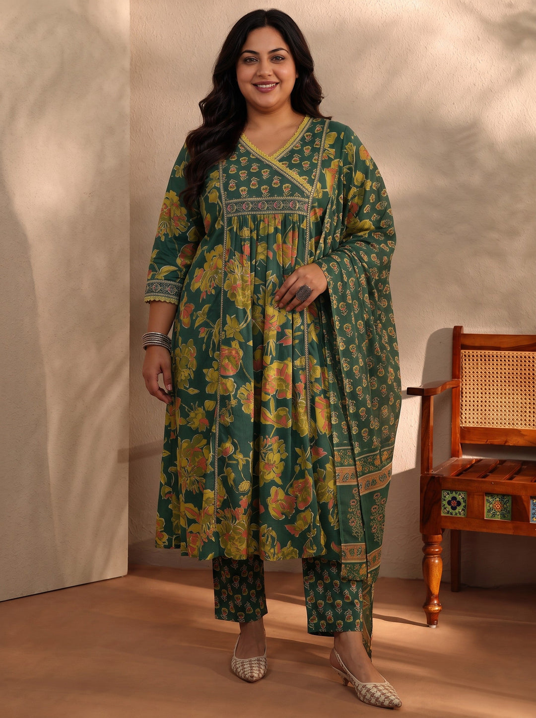 Plus Size Green Floral Printed Cotton Blend A-Line Suit Set With Dupatta