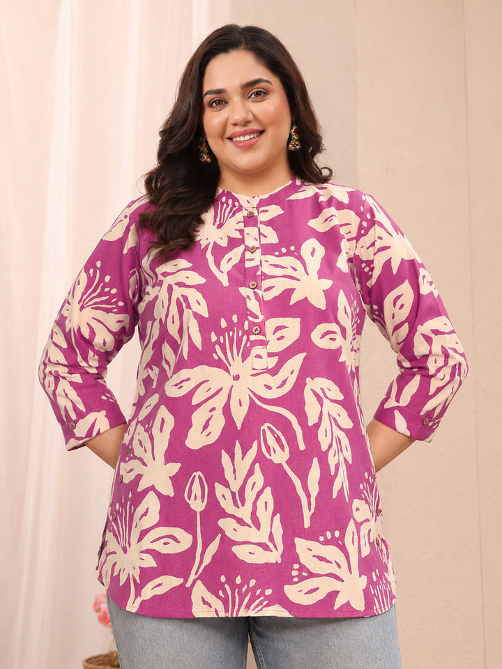 Plus Size Pink Floral Printed Cotton Straight Short Kurti