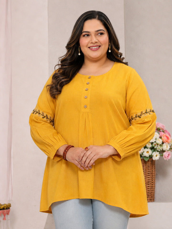 Plus Size Yellow Solid Cotton Straight Short Kurti