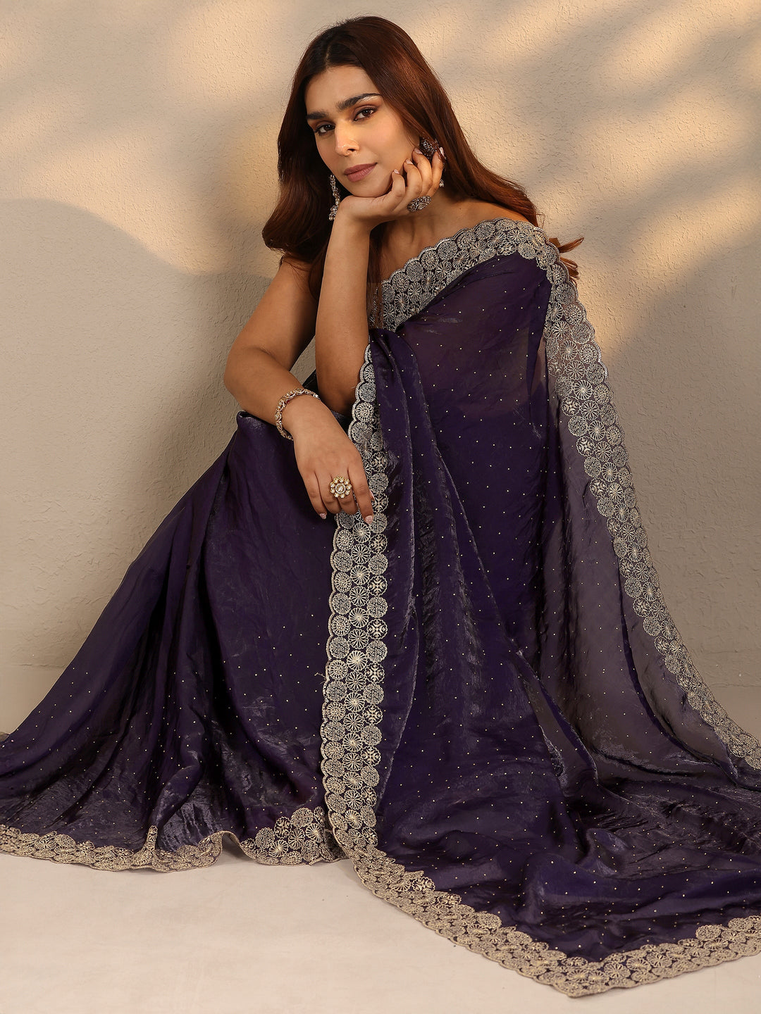 Purple Embellished Silk Blend Saree With Unstitched Blouse Piece