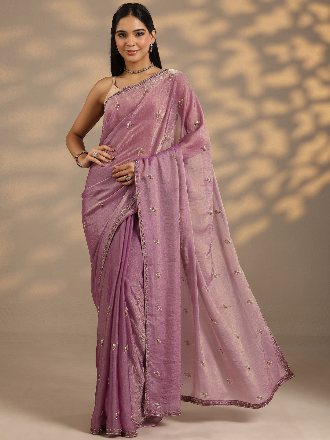Purple Embellished Silk Blend Saree With Unstitched Blouse Piece