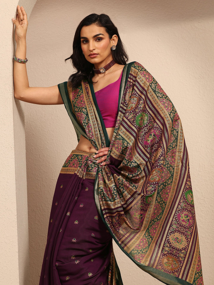 Purple Printed Silk Blend Saree With Unstitched Blouse Piece