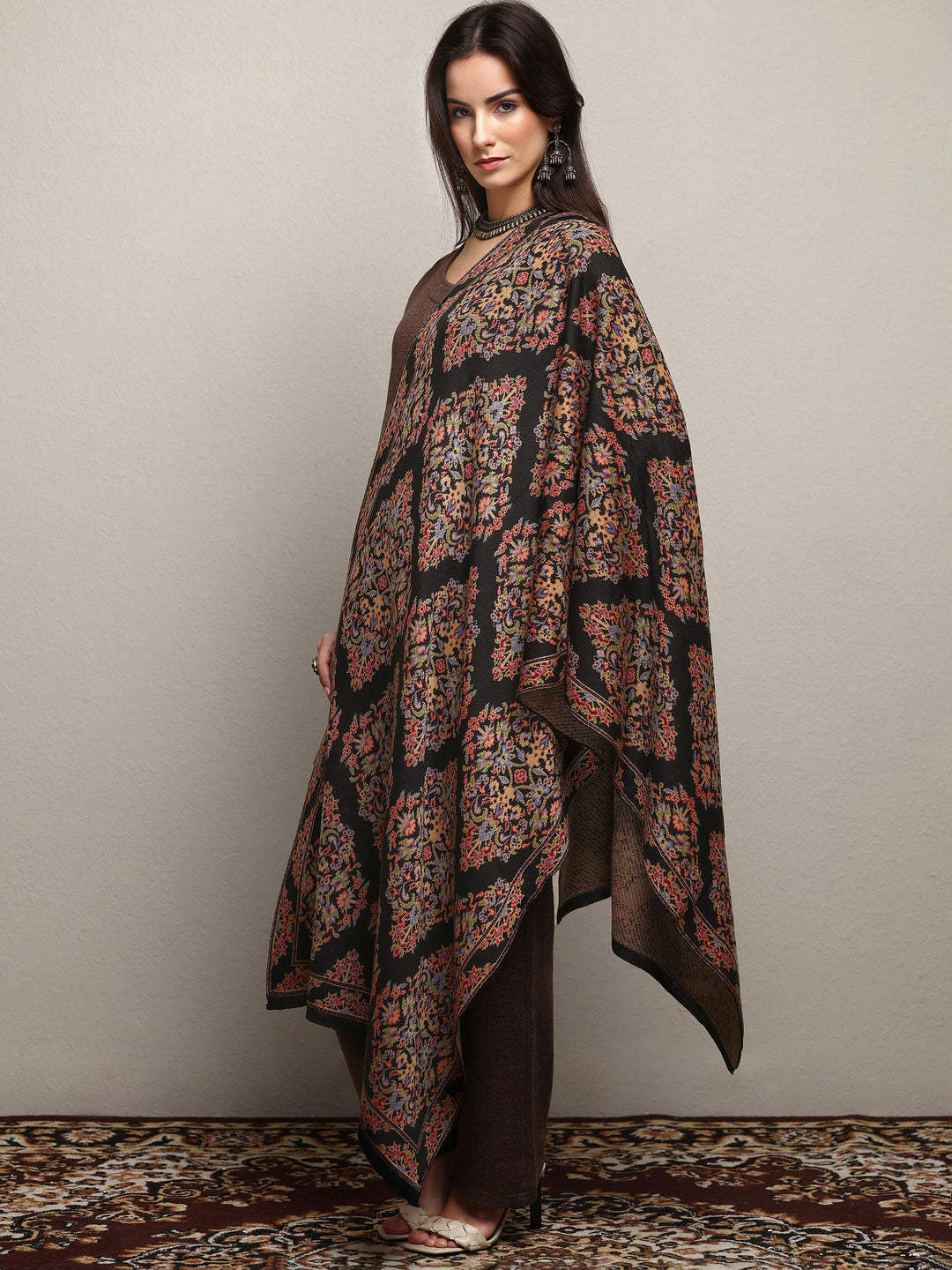 Black Woven Design Wool Women'S Shawl