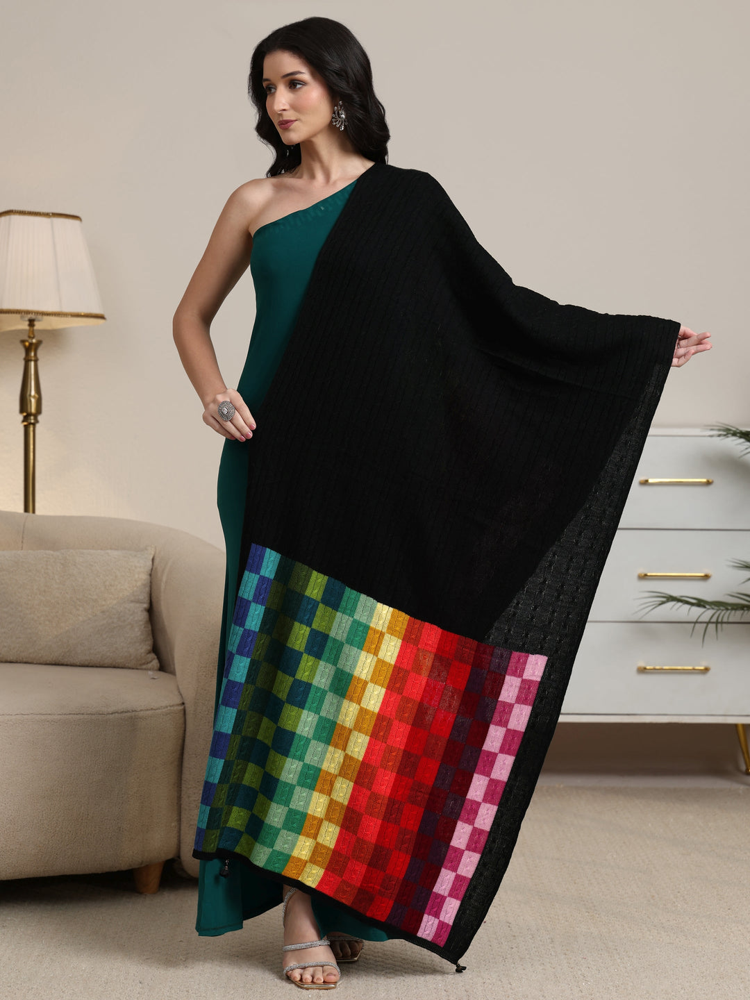 Libas Black Geometric Acrylic Wrap Shawl