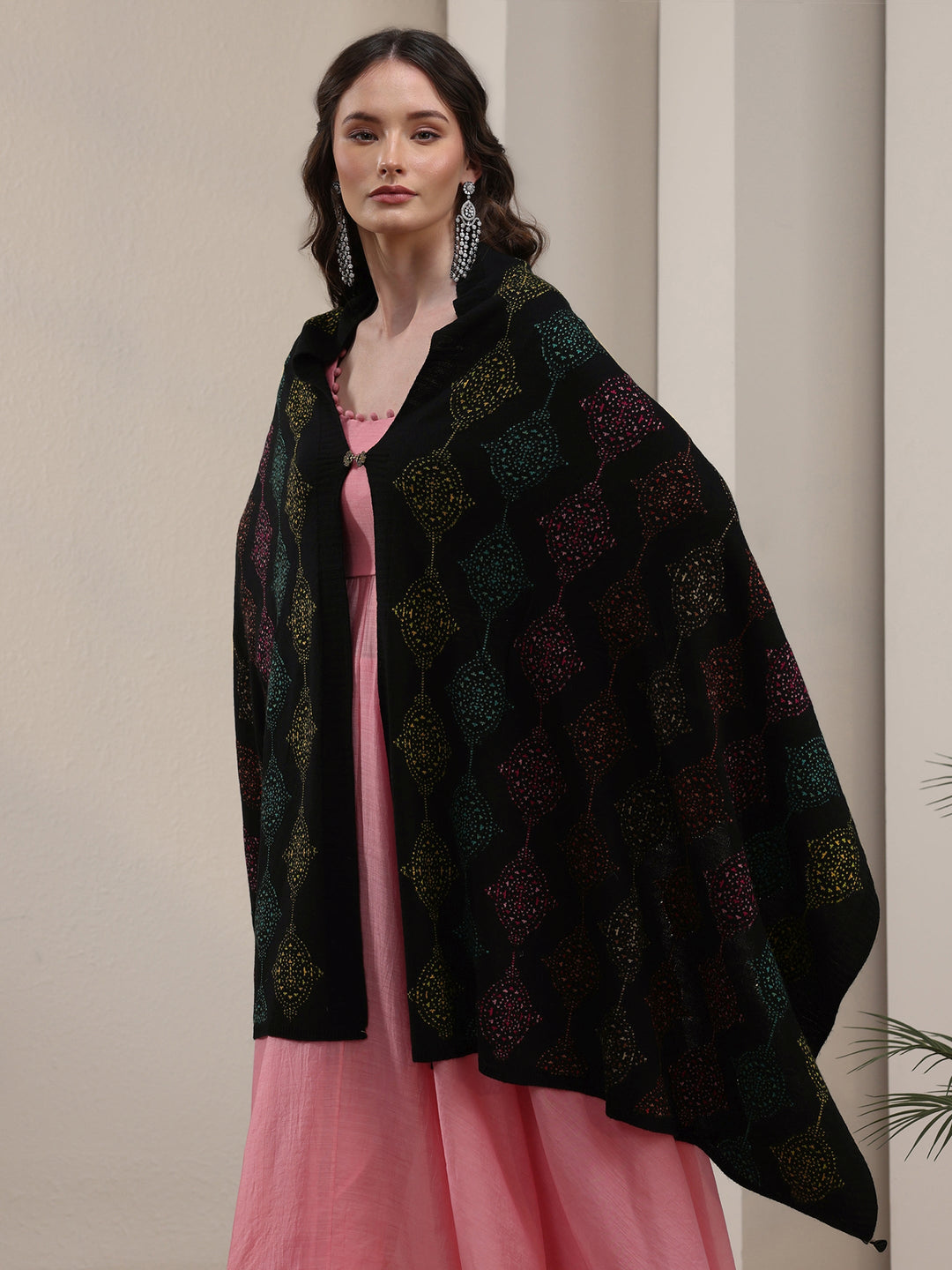 Libas Black Geometric Knitted Acrylic Wrap Shawl