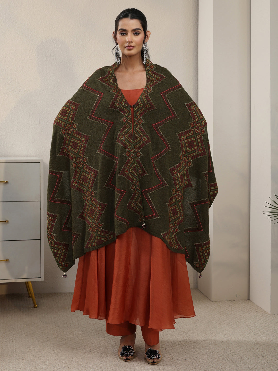 Libas Olive Green Geometric Knitted Acrylic Wrap Shawl