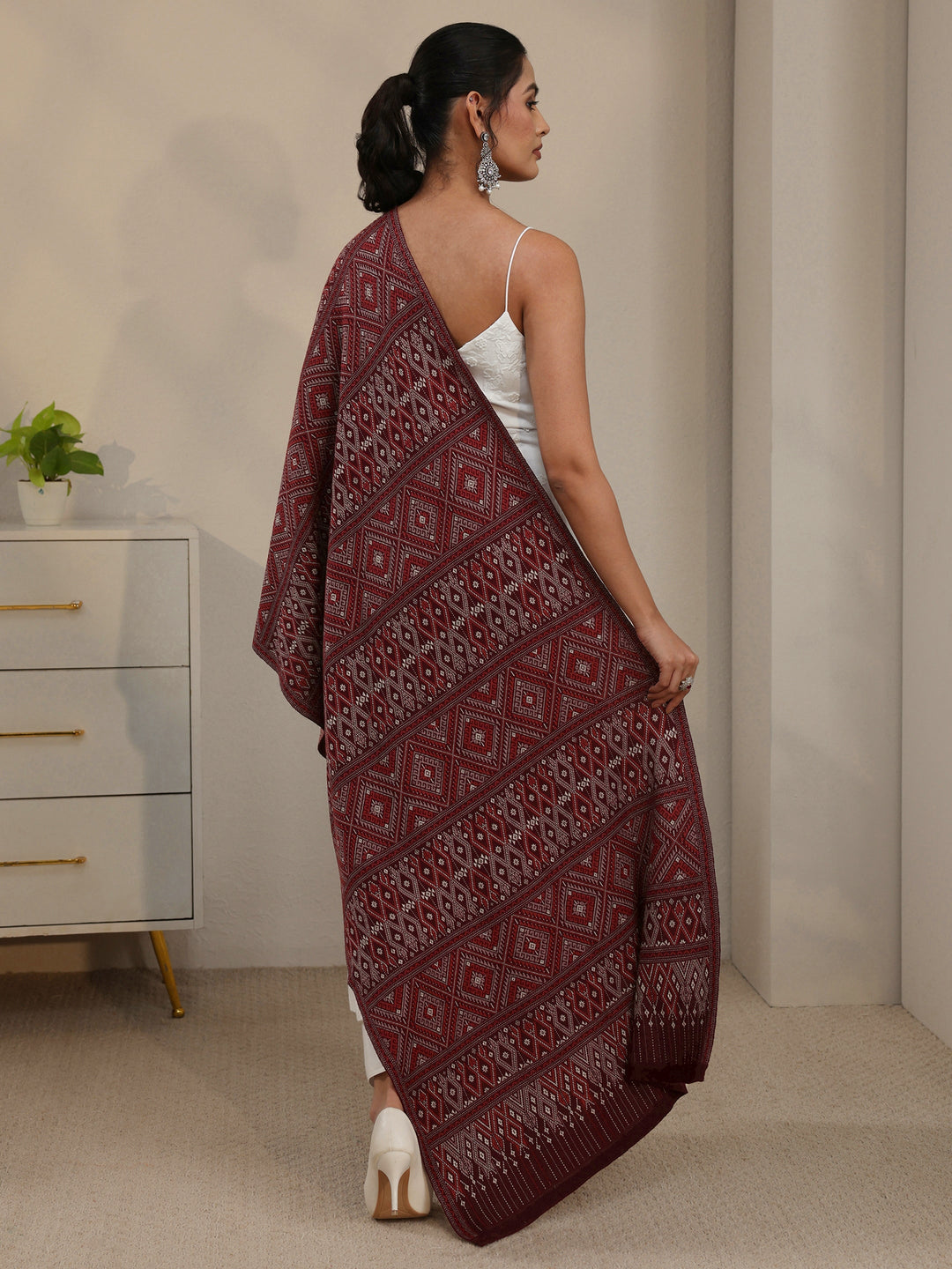 Libas Maroon Geometric Knitted Acrylic Shawl