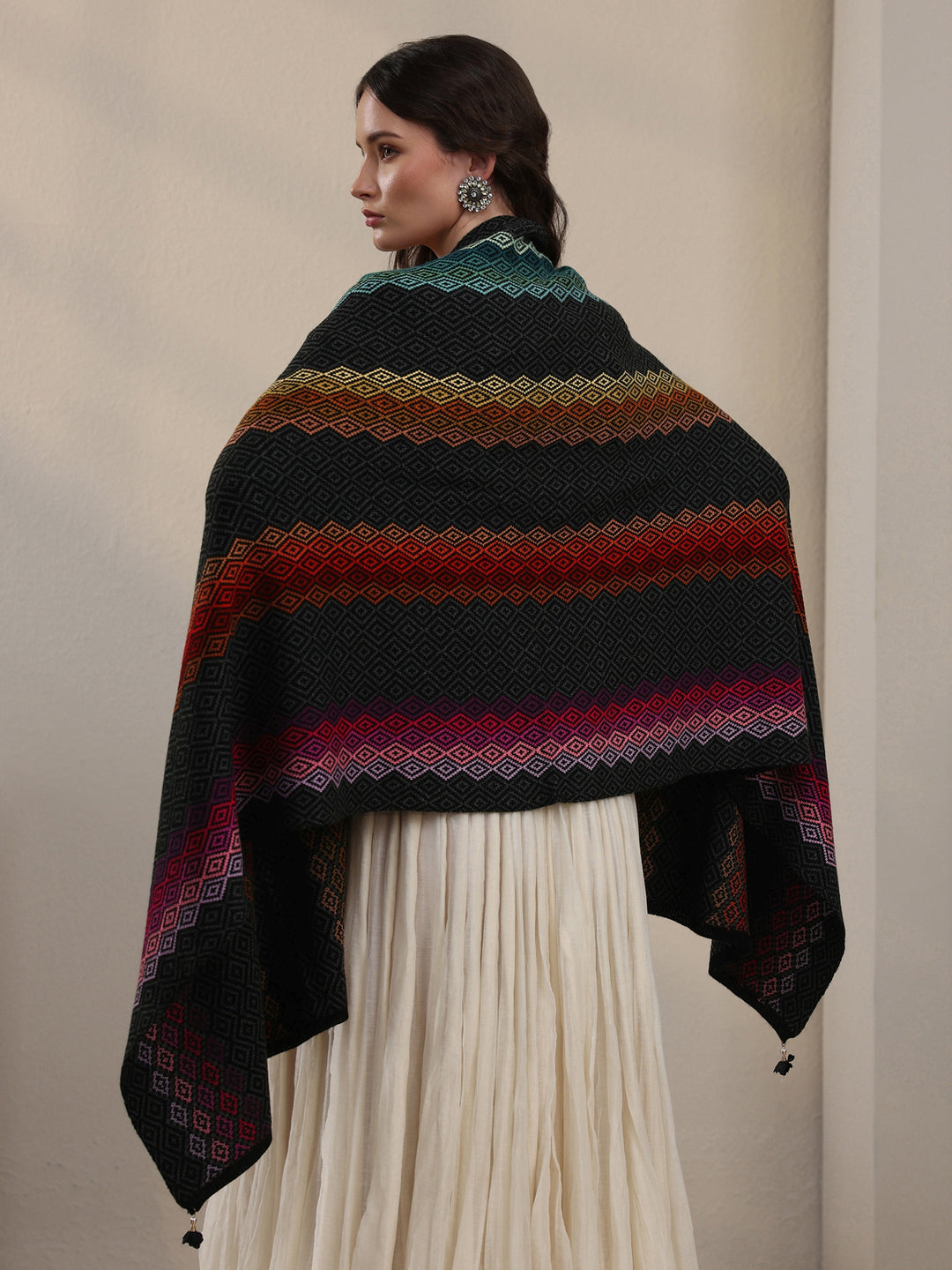 Libas Black Geometric Knitted Acrylic Wrap Shawl