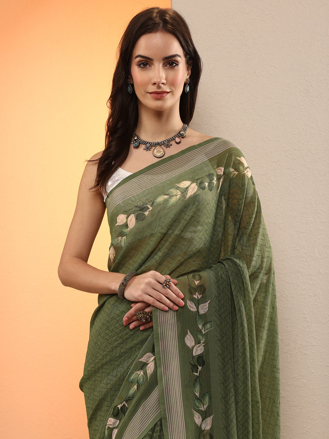 Green Tribal Printed Georgette Saree With Unstitched Blouse Piece
