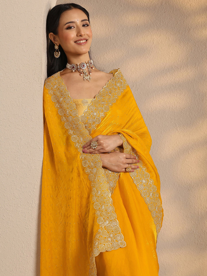 Yellow Embellished Silk Blend Saree With Unstitched Blouse Piece