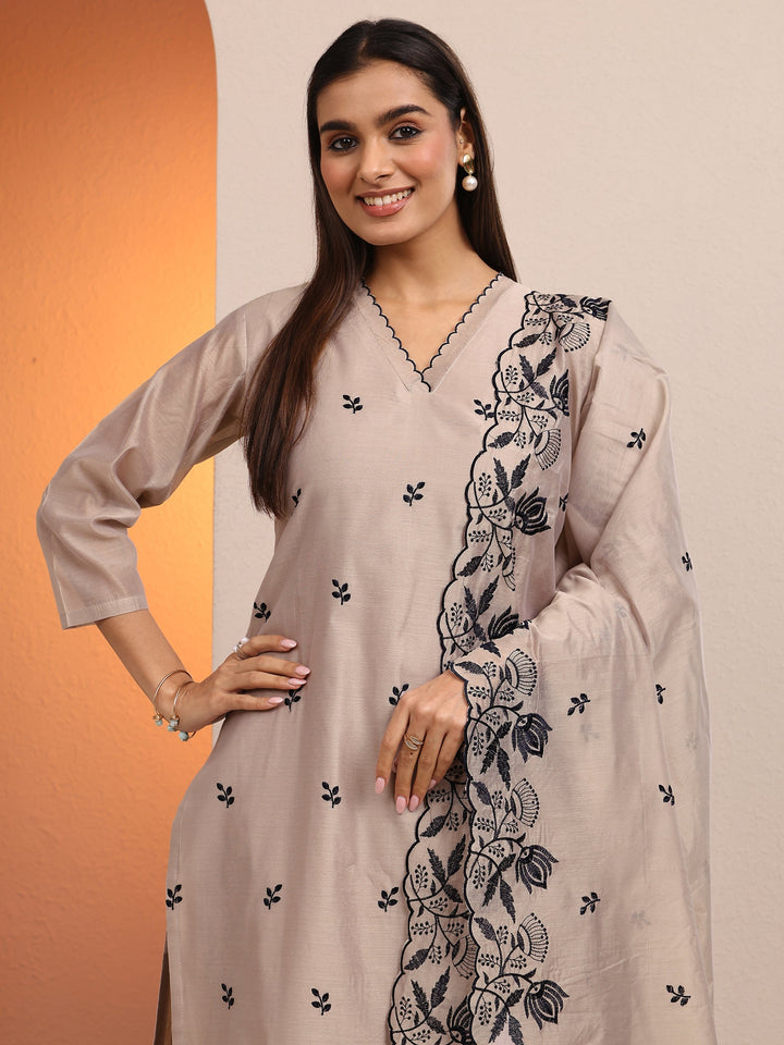 Beige Embroidered Silk blend Straight Suit Set With Dupatta