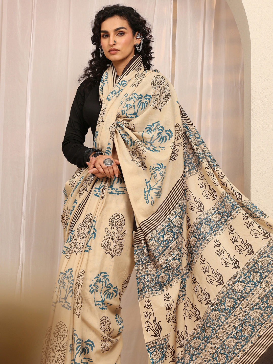 Beige Floral Printed Cotton Blend Saree With Unstitched Blouse Piece